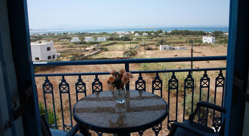 Kapares Studios Agia Anna  Exterior photo